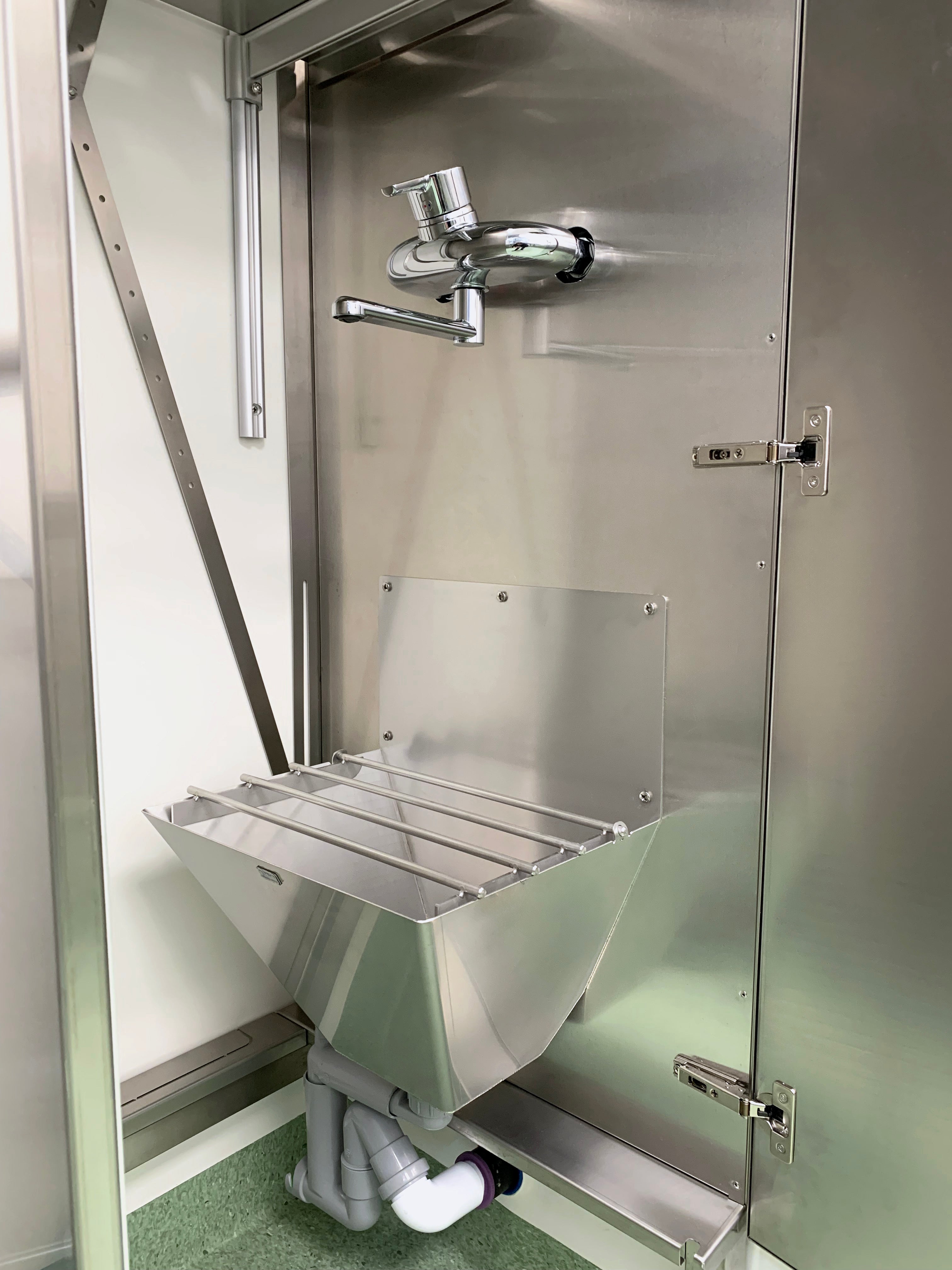 Utility sink FURO 318 4