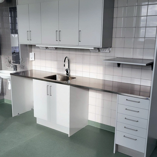 Oppvaskbenk FURO 908 0